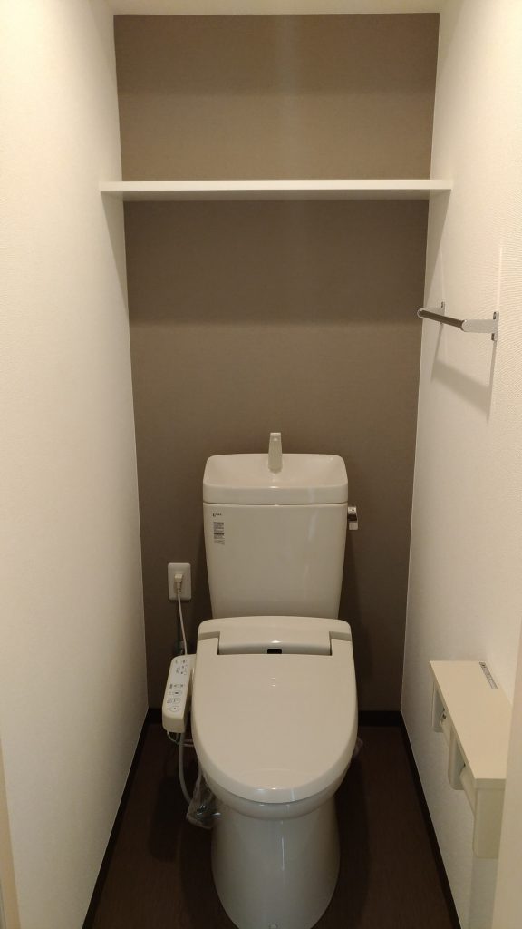 トイレ リフォーム 壁紙 画像